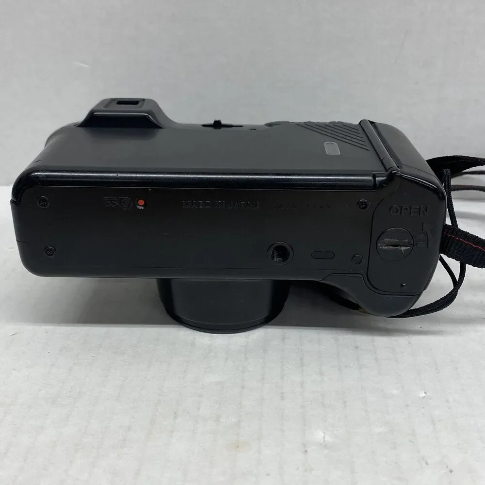 Panasonic C-3000ZM Zoom 28 Camera 35 mm Compact Camera Vintage - Not Tested